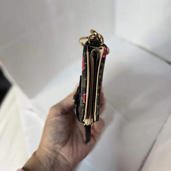 Juicy Couture Black and Pink Heart Wallet with Gold Accents - Picture 8 of 12